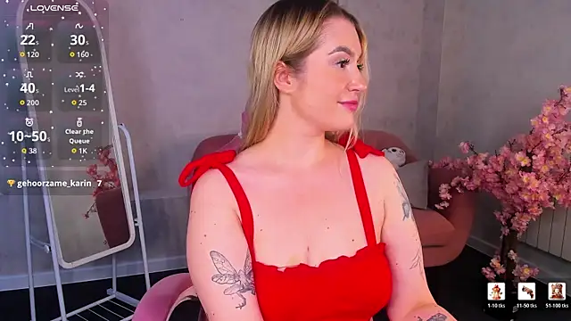 צ'אט XXX בשידור חי של Viickie_Nelsson