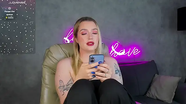 Živá chatovací místnost Viickie_Nelsson
