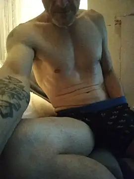 bigcocksimon26 Show Webcam