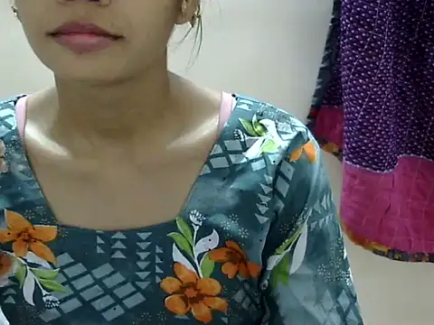 XXX chat uživo modela Kulsum_S