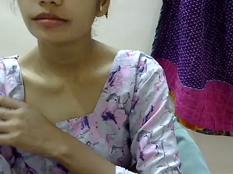 Kulsum_S Chat XXX live