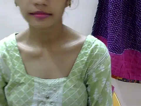 Kulsum_S live XXX chat