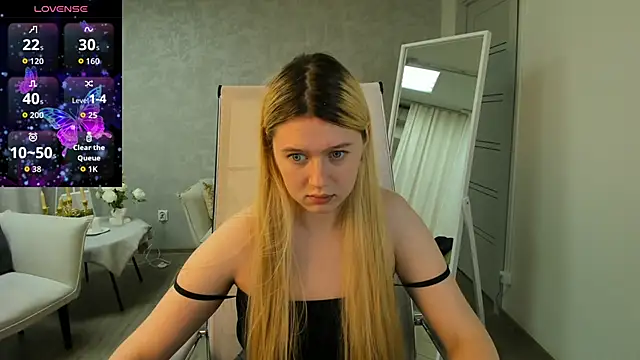 CelestineMauriac Chat XXX live