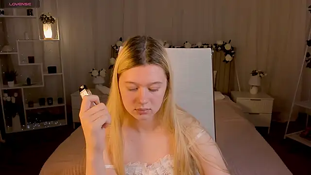 Czat XXX na żywo – CelestineMauriac