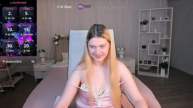 CelestineMauriac's Live XXX Chat