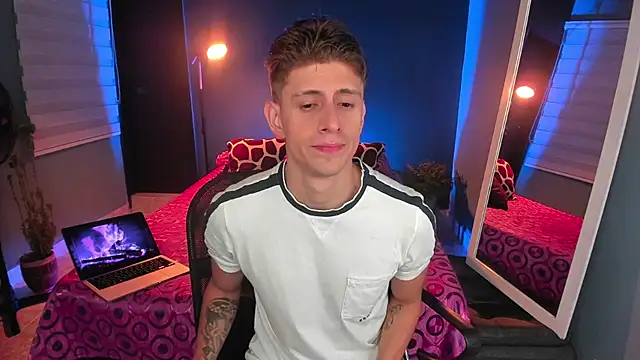 Jasper__jones Pertunjukan Webcam