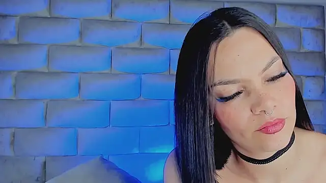 Czat XXX na żywo – HollyGrey_