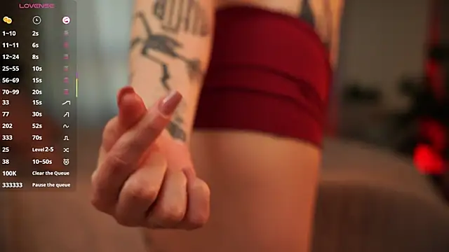 OssieCrews élő XXX-chatje