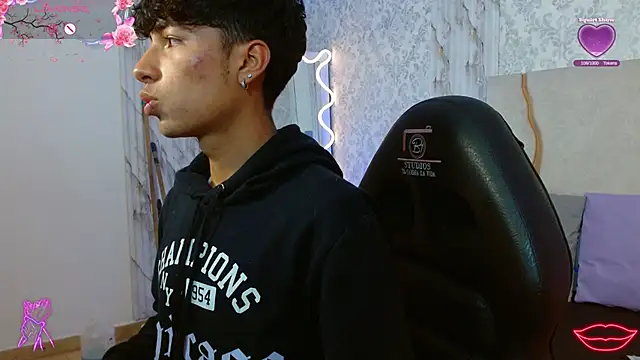 osamu_tay Webcam-Show