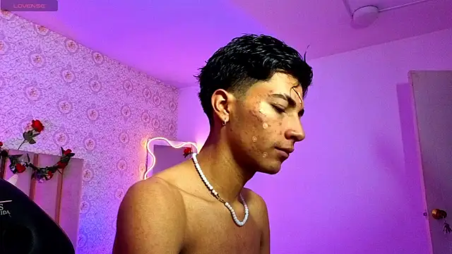 osamu_tay Webcam Show