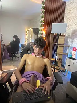عرض كام osamu_tay