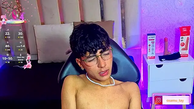Webkamerová show osamu_tay