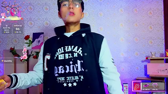 Webkamerová show osamu_tay