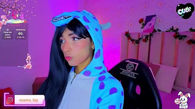 Webkamerová show osamu_tay