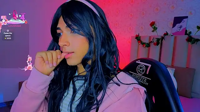 Webkamerová show osamu_tay