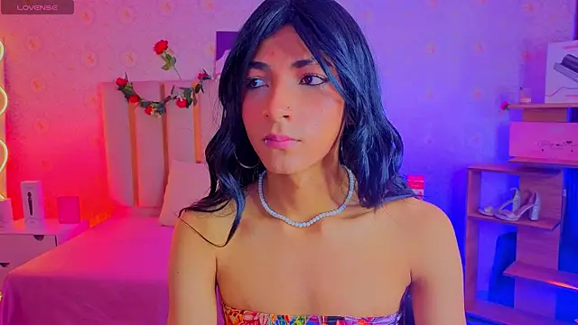 osamu_tay Show in webcam