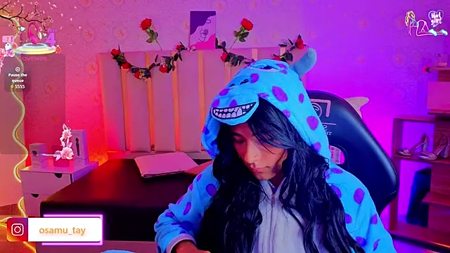 osamu_tayn Webbikameraesitys