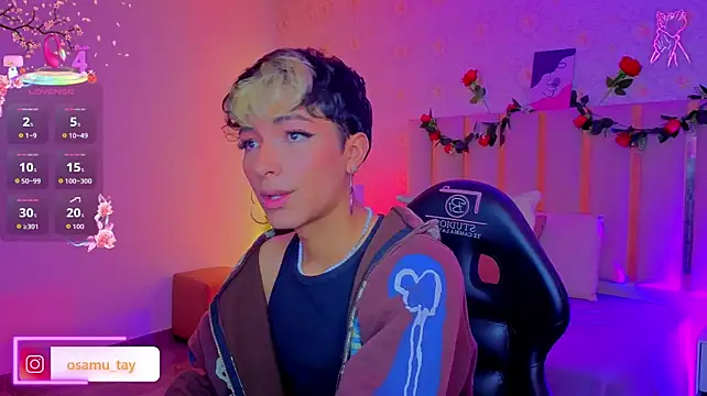Show modela osamu_tay na web-kameri