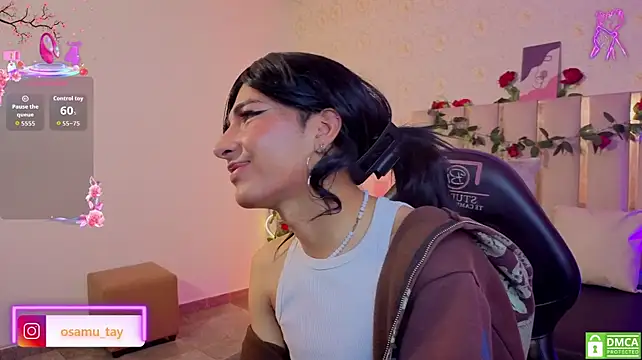 הופעת וובקאם של osamu_tay
