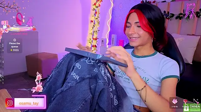 Webkamerová show osamu_tay