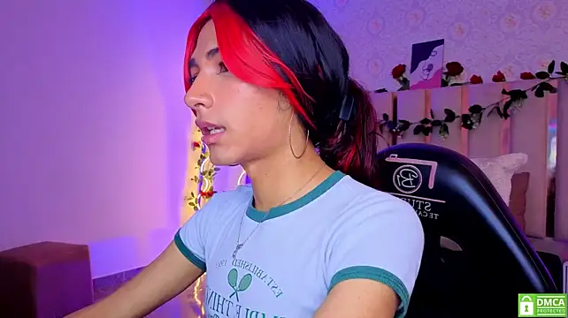 Webkamerová show osamu_tay