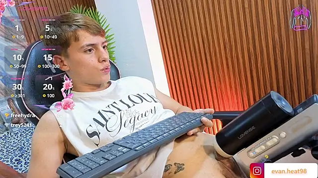 EVAN_TAY Webcam-Show