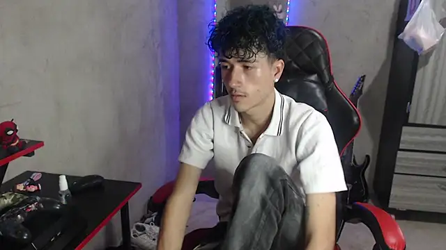 Johnny_cagee_ Webcam-Show