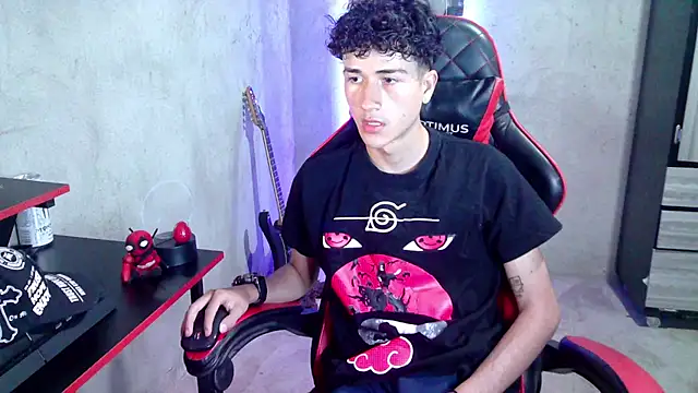 Johnny_cagee_ 网络视讯表演