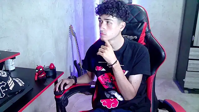 Johnny_cagee_ Webcamshow
