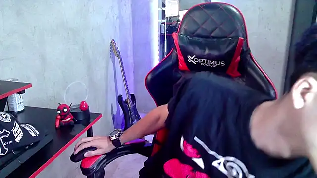 Johnny_cagee_ 网络视讯表演