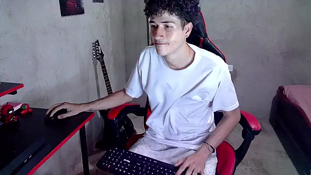 Johnny_cagee_ – webcam-show