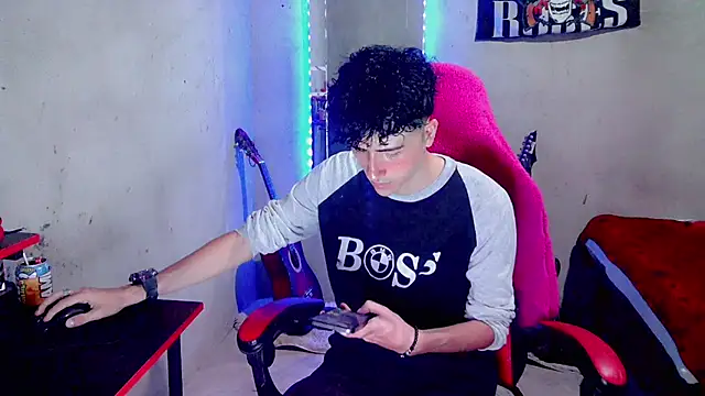 Johnny_cagee_ 网络视讯表演