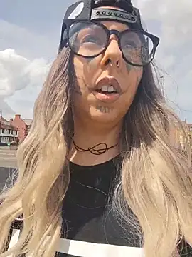 ThatAltGirl's Webcam Show