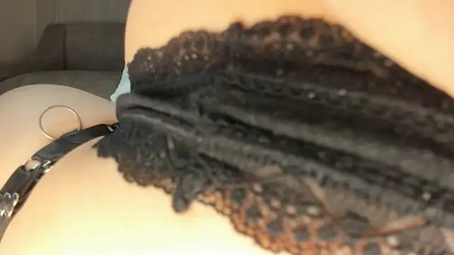 emy_lovee's Webcam Show