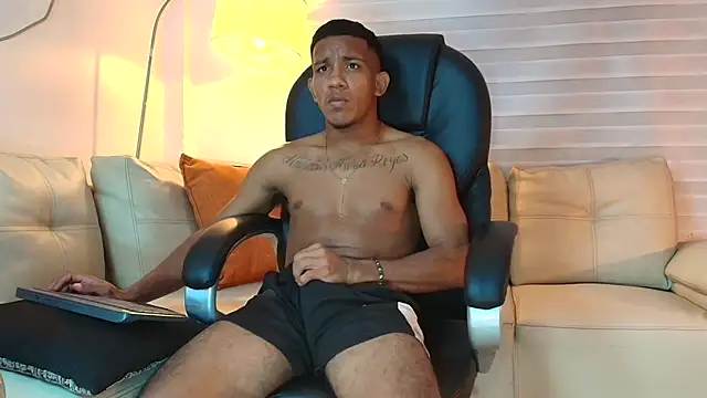 ricky_spensar23cm_: онлайн-секс-чат