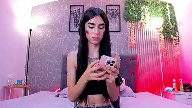 lana_gill1n Webbikameraesitys