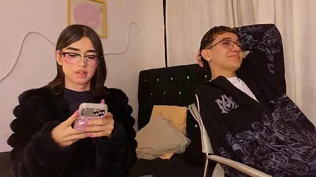lana_gill1n Webbikameraesitys