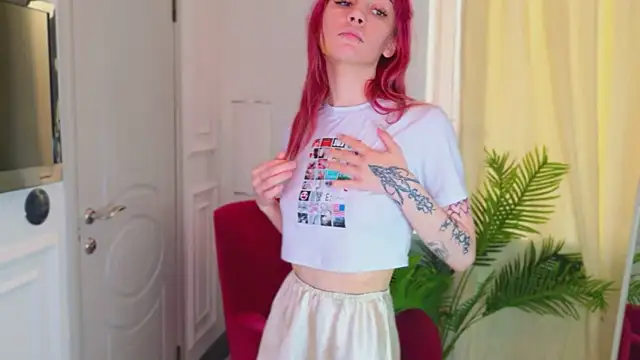Chatroom XXX en direct de Zia_Sky