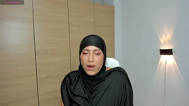 צ'אט XXX בשידור חי של LAY_LA_