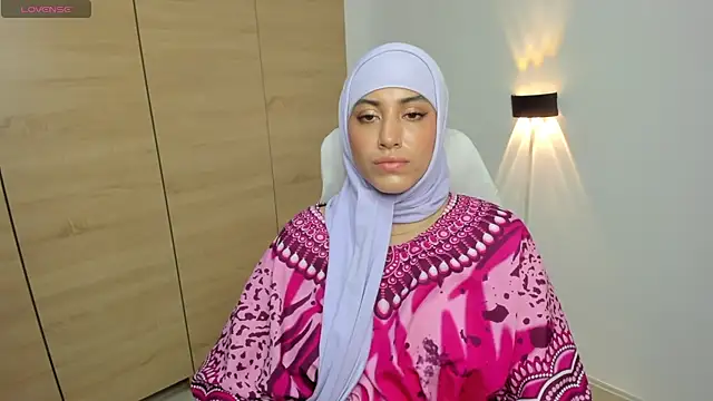 LAY_LA_ Adlı Modelin Canlı XXX Sohbeti