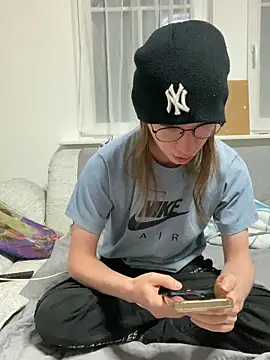 YoungSebi Show Webcam