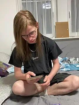 YoungSebi – webcam-show