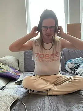 YoungSebi Show Webcam