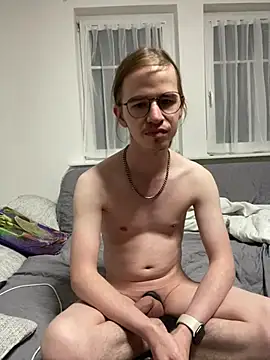 YoungSebi Show Webcam