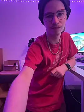 عرض كام YoungSebi