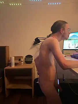 YoungSebi – webcam-show