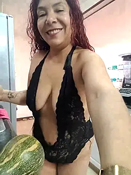 Scarlet_curly8a live XXX chat