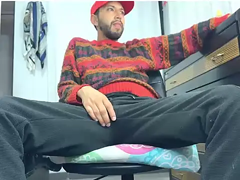 thomass1018 Show in webcam