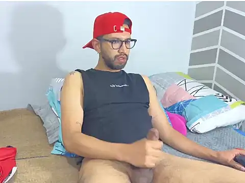 عرض كام thomass1018