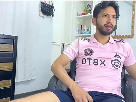 thomass1018 Webcam Show